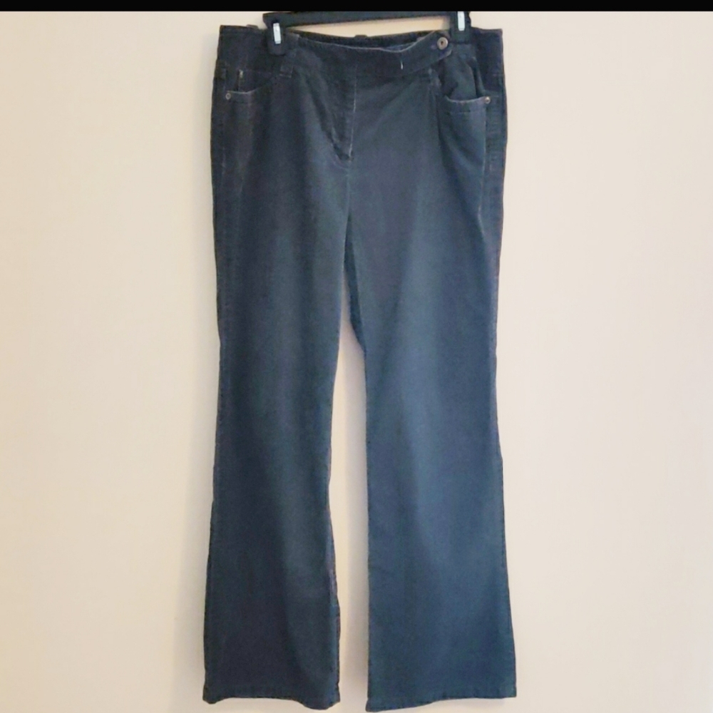 Ann Taylor Flare Slim Fit Corduroy Jeans EUC